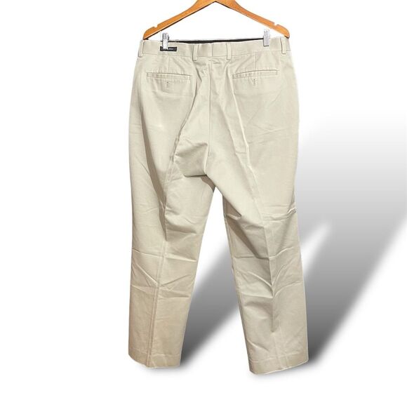 W.H. Belk Men's Beige Chino Pants Size 38x30 Classic Fit Casual - Picture 2 of 6